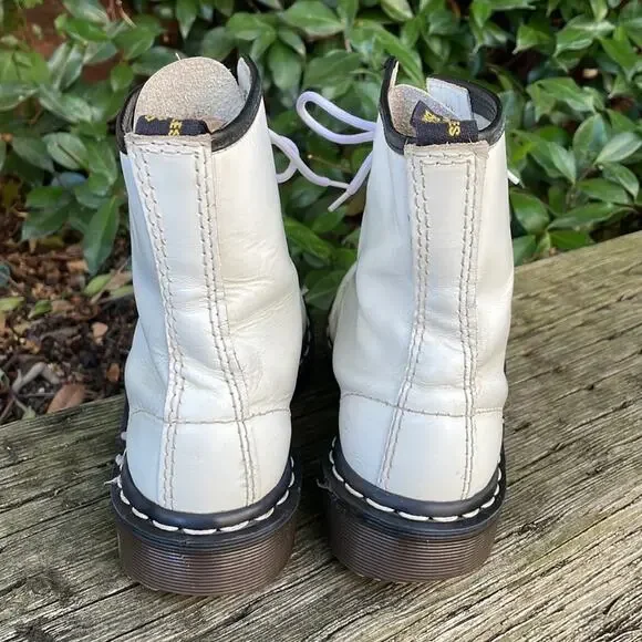 Vintage Dr Martens 1460 MIE England White Combat Boots Women's 7 US / 5 UK - Picture 3 of 16